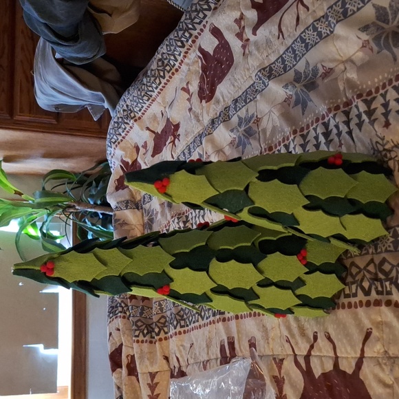 Felt Christmas Xmas Trees Set of 2 - Picture 3 of 5